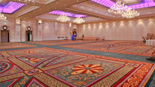 The Ritz-Carlton Abu Dhabi, Grand Canal (1/1/2022)