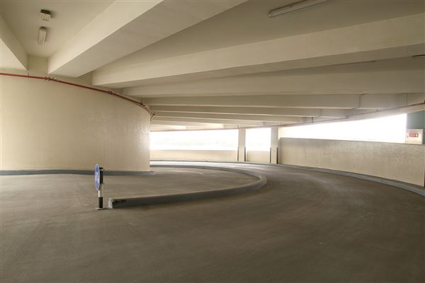 Abu Dhabi National Exhibition Centre Parking Garage (5/19/2022)