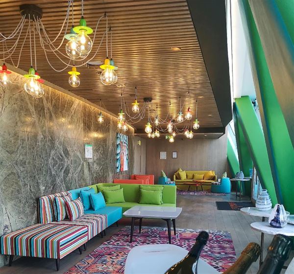 Andaz Capital Gate Abu Dhabi (6/16/2020)