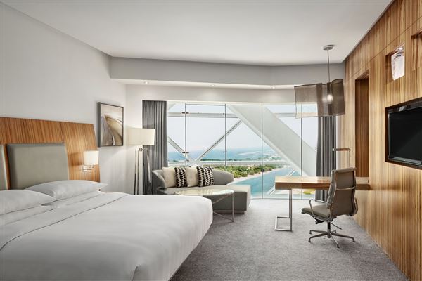 Andaz Capital Gate Abu Dhabi (6/24/2020)