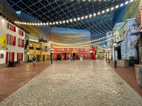 Ferrari World (11/1/2023)
