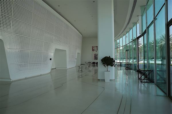 W Abu Dhabi - Yas Island (1/1/2022)