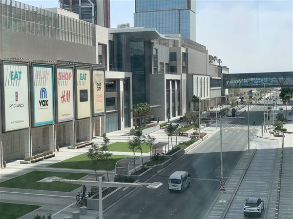 Hamouda Bin Ali Al Dhaheri Street - Pedestrian Bridge (4/18/2022)