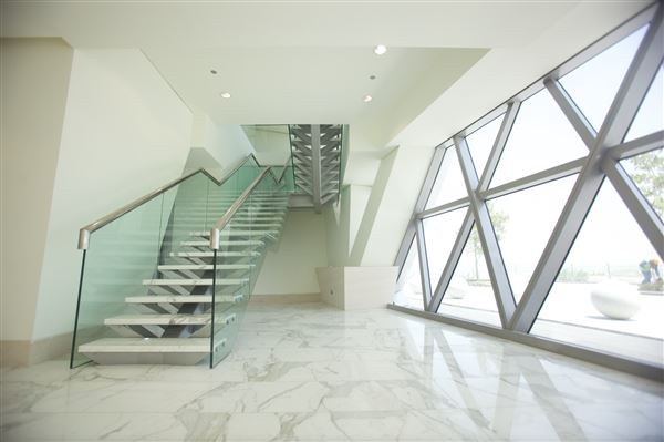 Aldar Headquarters Building (1/1/2022)