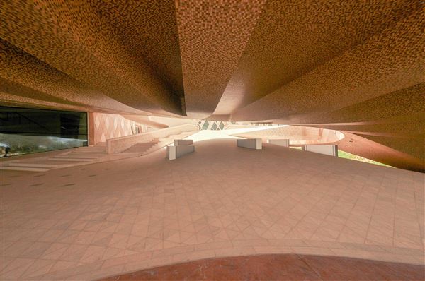 Sheikh Zayed Desert Learning Centre - SZDLC (1/1/2022)