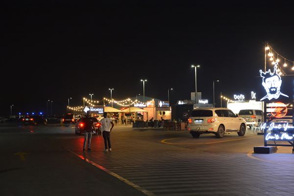 Al Hudayriat Island-Food Trucks (10/19/2019)