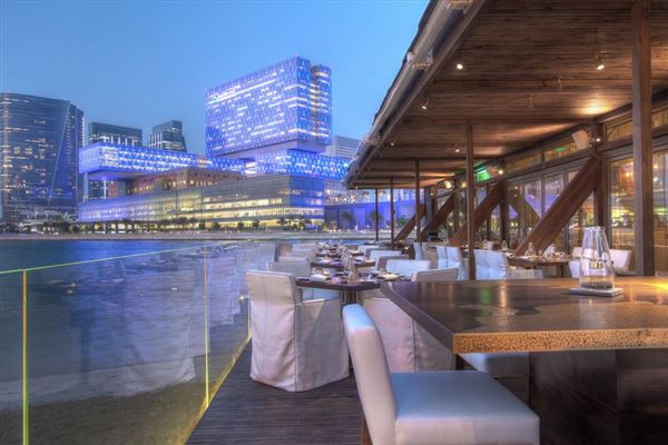 Finz Restaurant (11/1/2022)