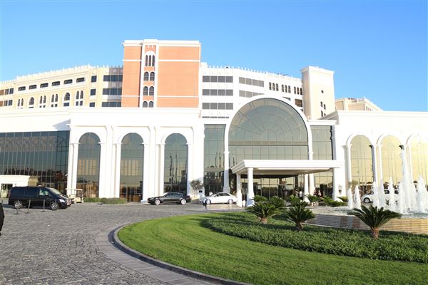 The Ritz-Carlton Abu Dhabi, Grand Canal (1/1/2022)