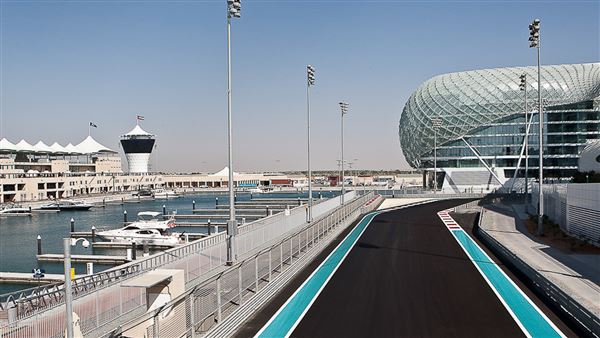 W Abu Dhabi - Yas Island (1/1/2022)