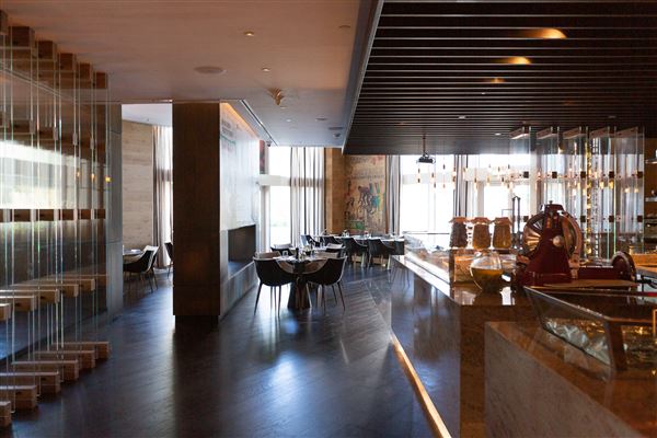 District by Amalfi at Le Royal Meridien (11/1/2022)