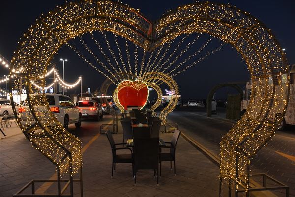 Al Hudayriat Island-Food Trucks (10/19/2019)