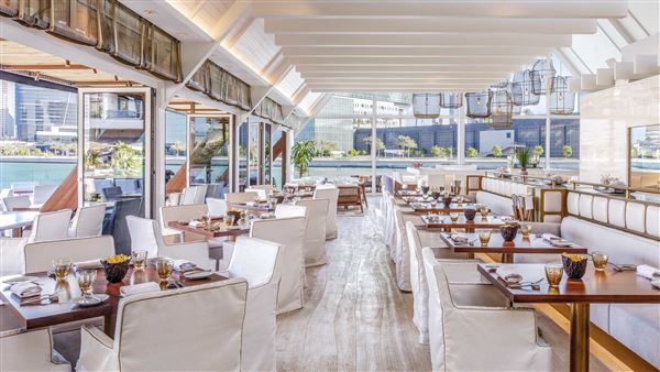 Finz Restaurant (11/1/2022)
