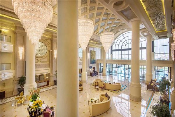 The Ritz-Carlton Abu Dhabi, Grand Canal (7/1/2023)