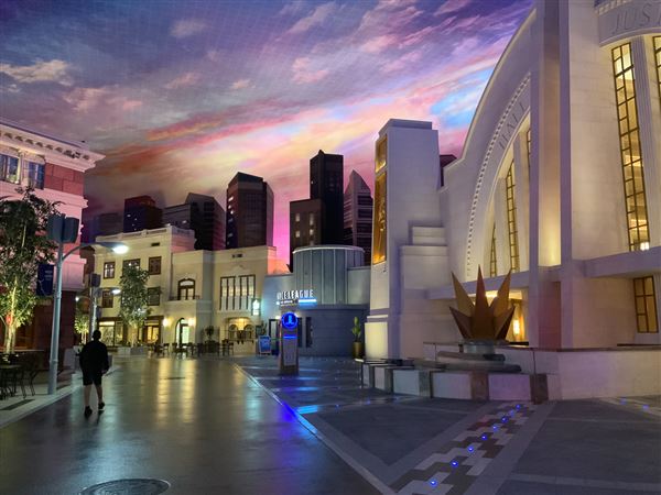 Warner Bros World Abu Dhabi (1/1/2022)