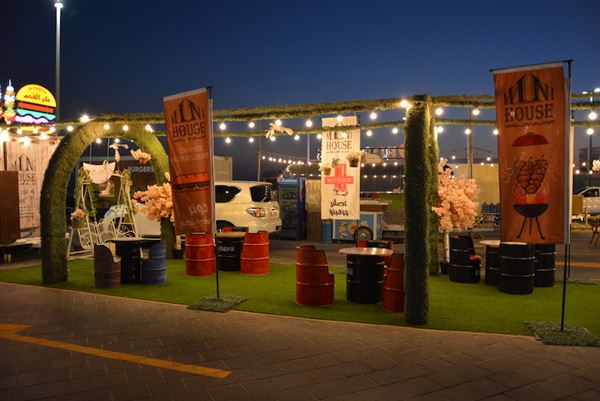 Al Hudayriat Island-Food Trucks (10/19/2019)