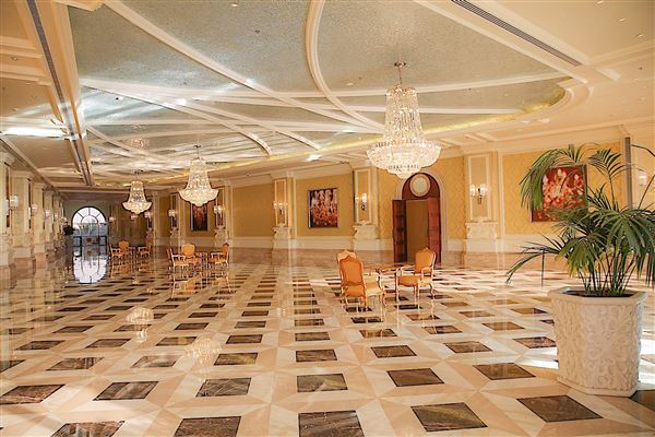 The Ritz-Carlton Abu Dhabi, Grand Canal (7/1/2023)